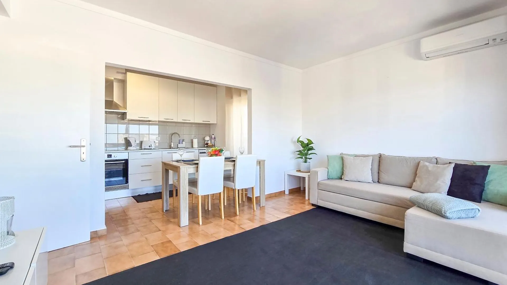 Apartment Panorama Rocha Serenity Portimão 0*,  Πορτογαλία